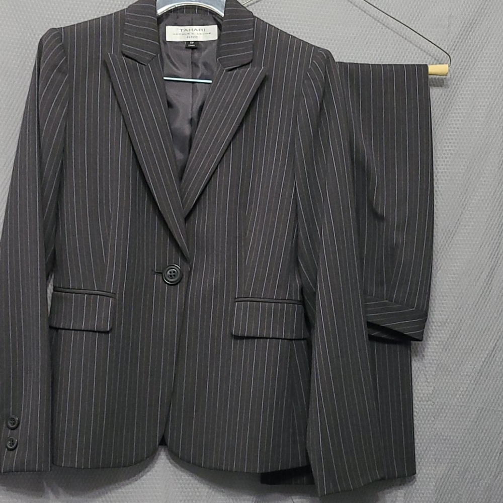 Tahari Suit, Pant Suit